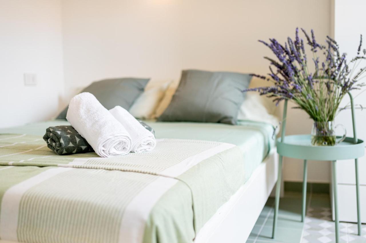 Oliva Apartment Imperia Eksteriør bilde