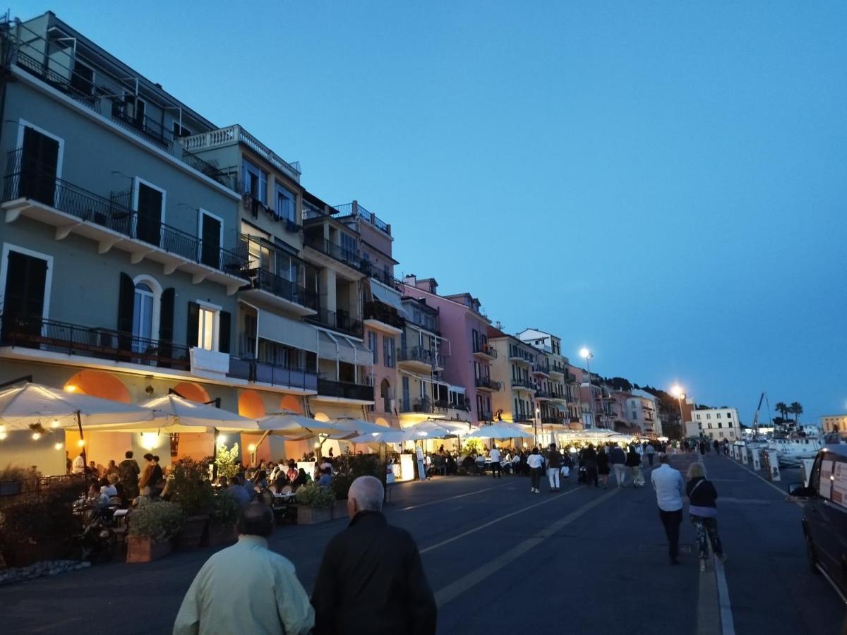Oliva Apartment Imperia Eksteriør bilde